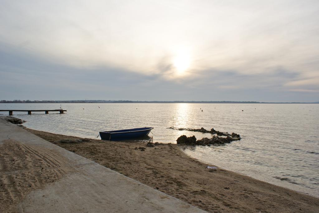 Apartments Zadar Nin Anton I Martina فرسي المظهر الخارجي الصورة
